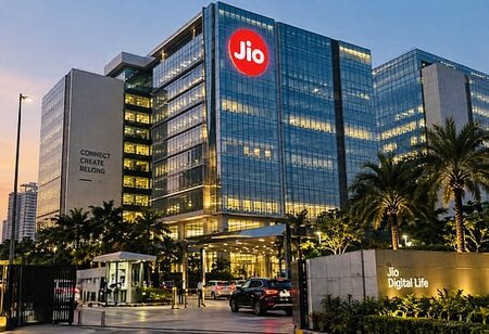 Jio Platforms Shares List at Rs 1358 Deliver 21.36 percent Premium Jio Platforms Shares List at Rs 1358 Deliver 21.36 percent Premium